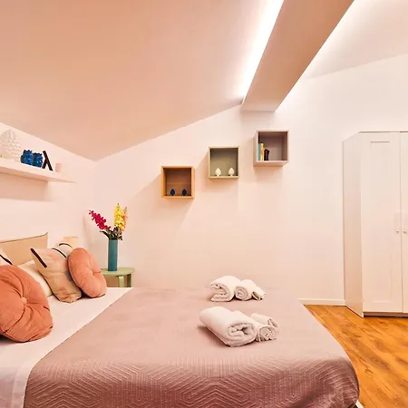 公寓 Mare Damuri Con Terrazza Vista Mare 卡塔尼亚