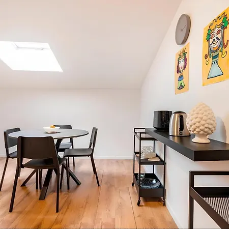 公寓 Mare Damuri Con Terrazza Vista Mare 卡塔尼亚